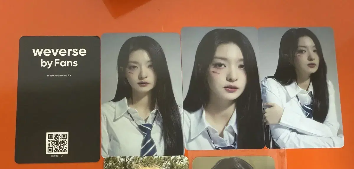 프로미스나인 이나경 모먼티카 포카